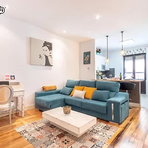 https://vintage-apartment-next-to-old-town-with-parking.bilbaohotelsspain.com